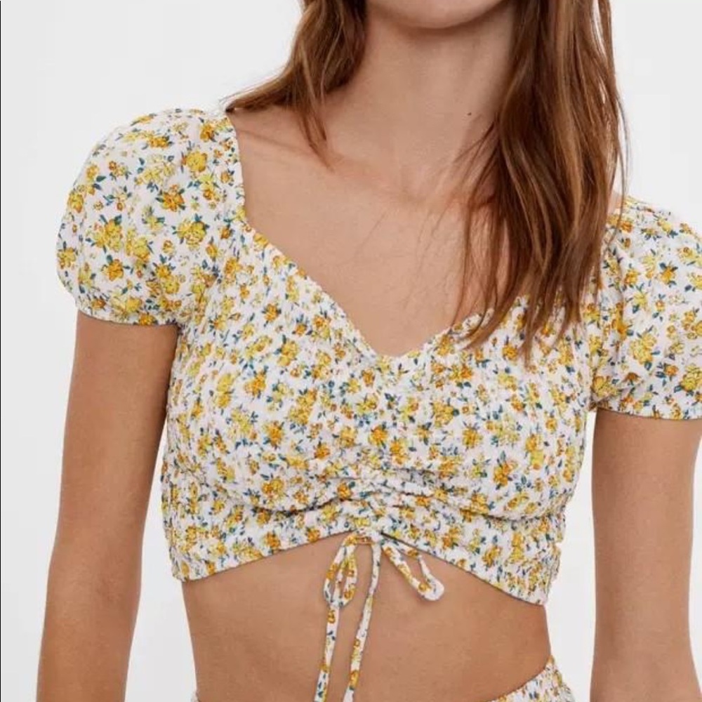 BERSHKA Rouched Florar Cropped Top - Picture 2 of 6